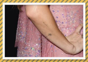 tatuajes de flores en el brazo